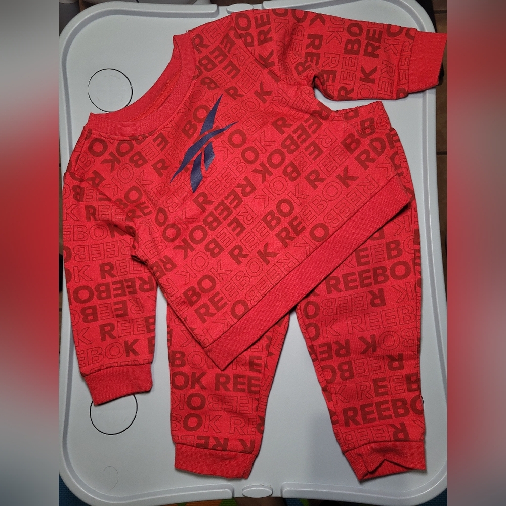 Reebok Vibrant Red Crewneck And Pants